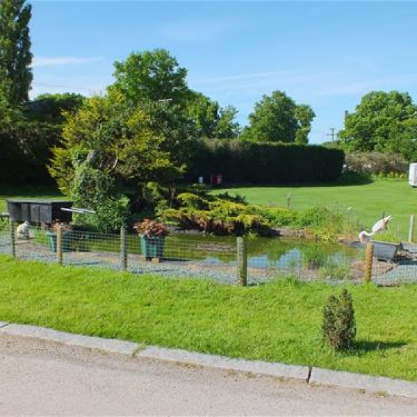 Long Acres Caravan and Camping Park