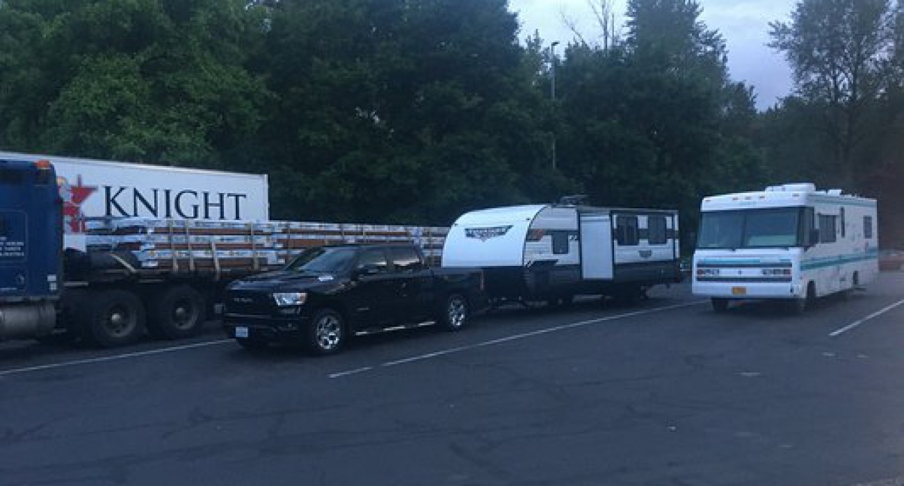 Santiam River Rest Area Southbound in the United States 