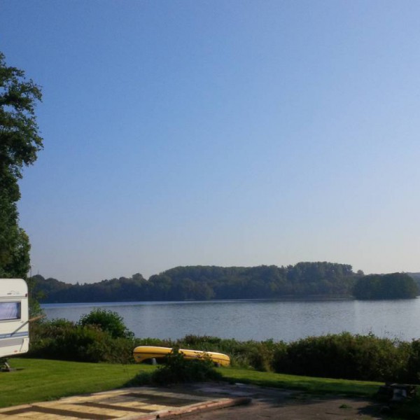 Naturcamping am Stocksee i Schleswig-Holstein, Tyskland