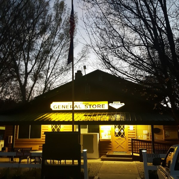 Munds Park RV Resort en Arizona, ÉtatsUnis Spottocamp Spottocamp