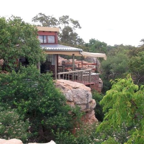 Madikela Game Lodge